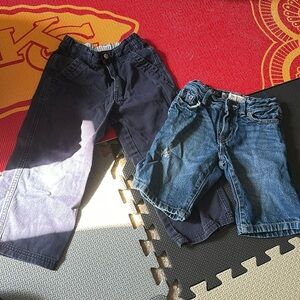 Boys Lot Size 4/4T Place Distressed shorts w/adjustable waist. IZOD Blue Chino